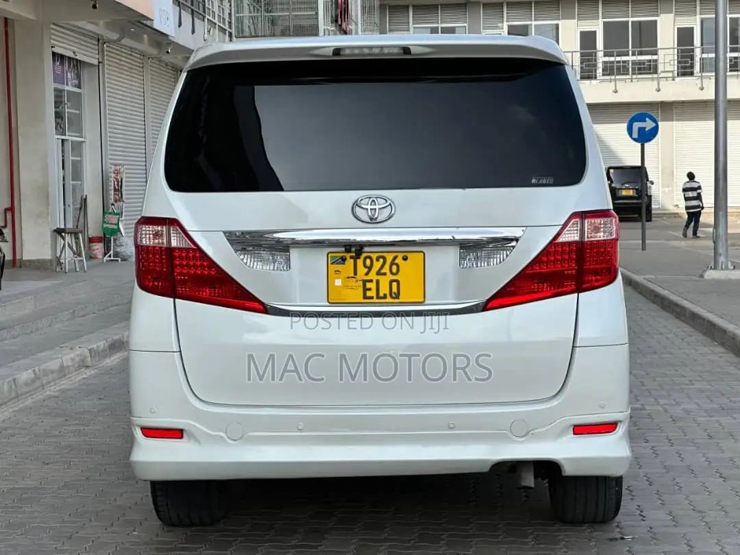 Toyota Alphard 2008 White