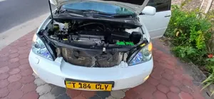 Toyota Harrier 2.4 2006 White