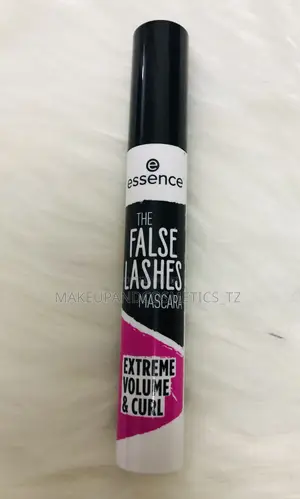 Essence False Lashes Extreme Volume Curl