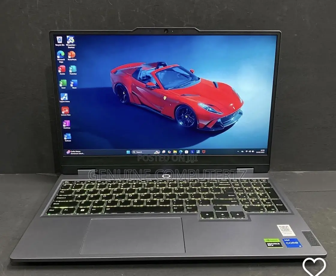 New Laptop Lenovo LOQ 15ARP9 24GB Intel Core I7 SSD 512GB
