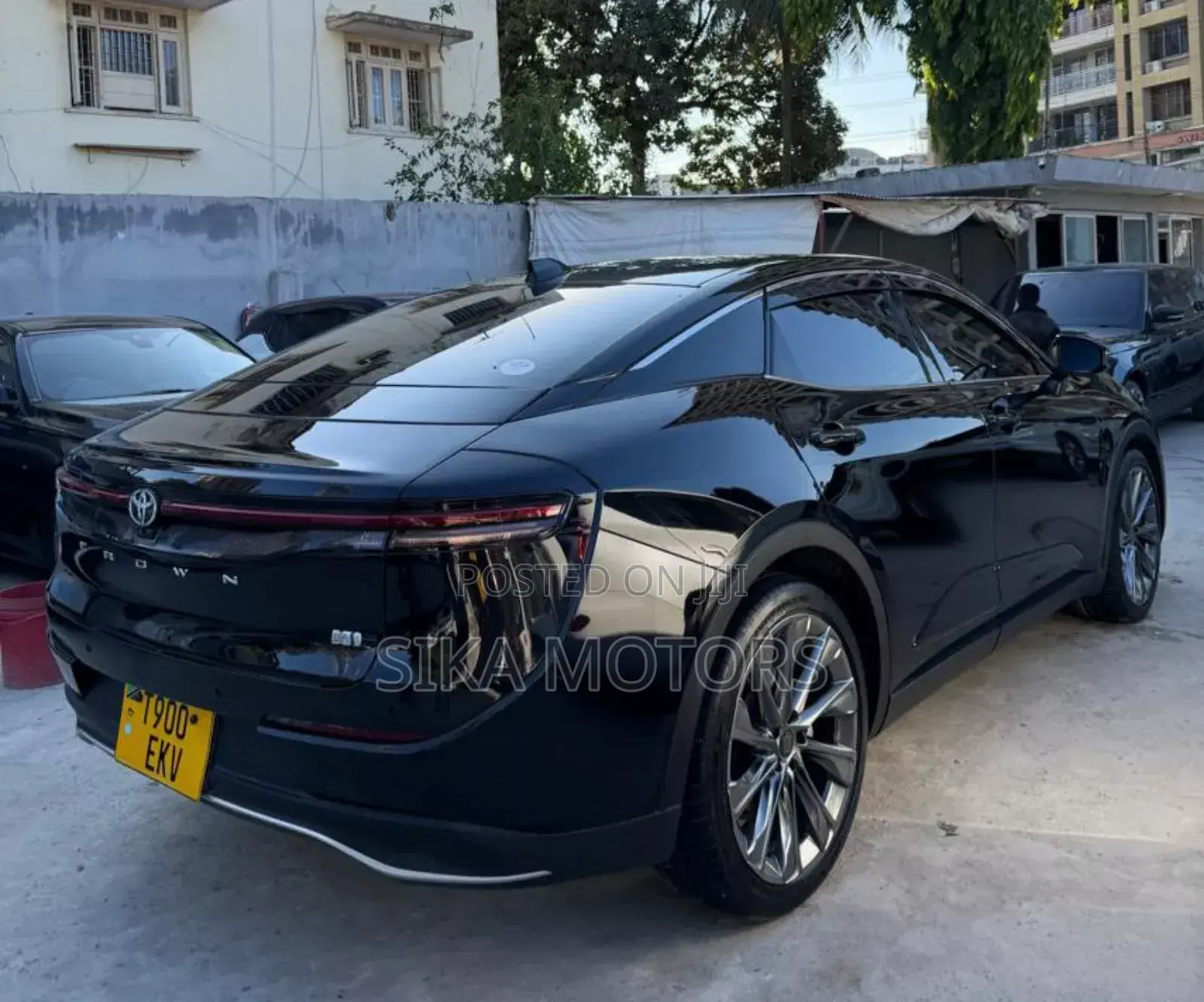 Toyota Crown 2023 Black