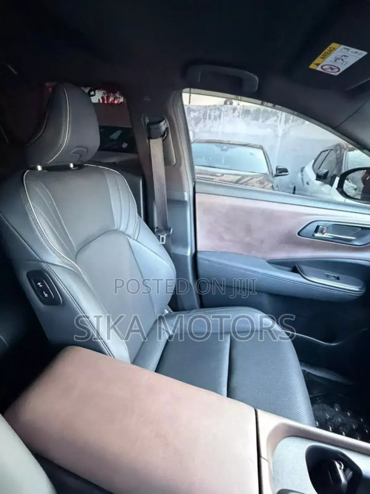 Toyota Crown 2023 Black