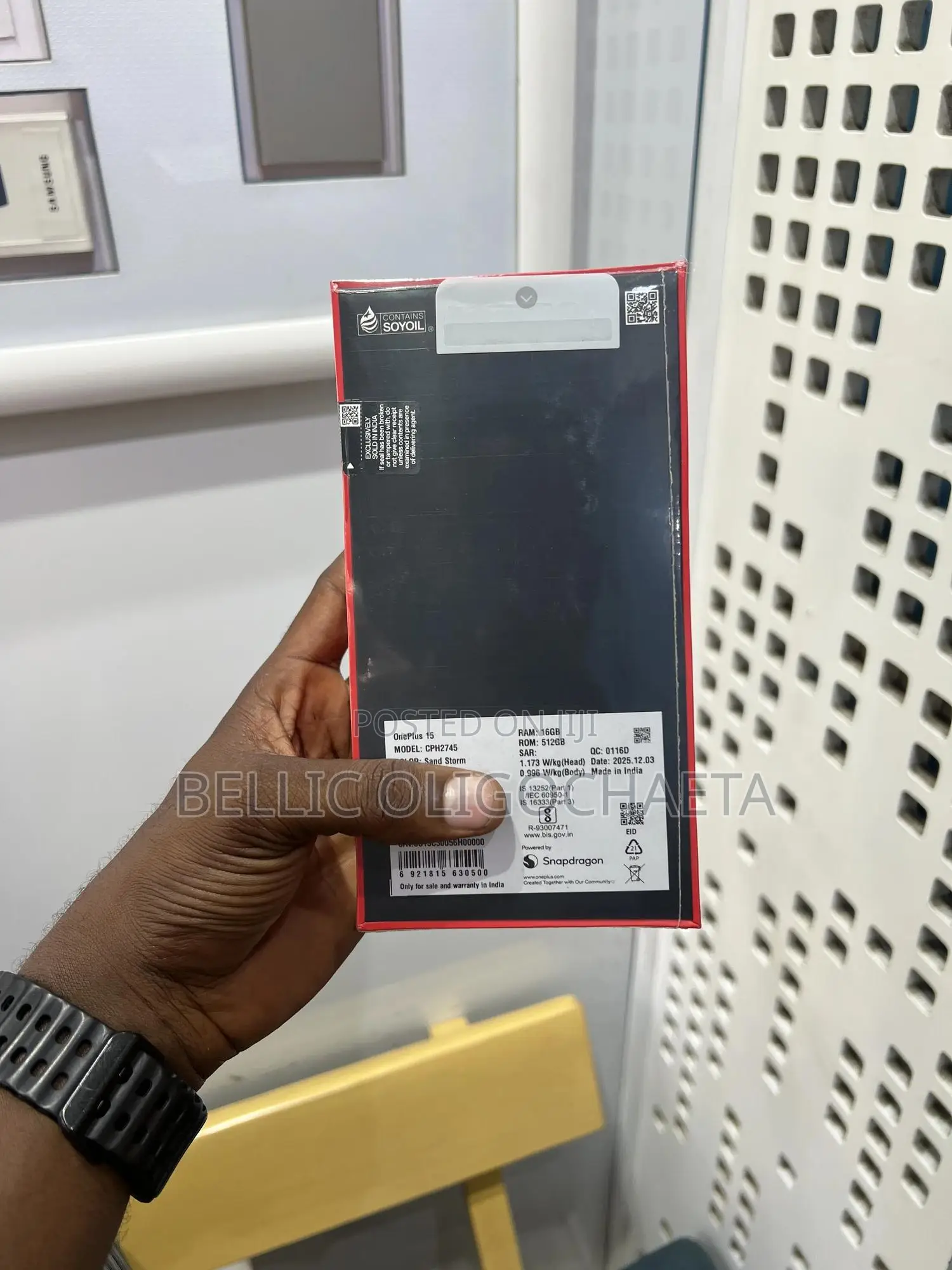 New OnePlus 15 256 GB