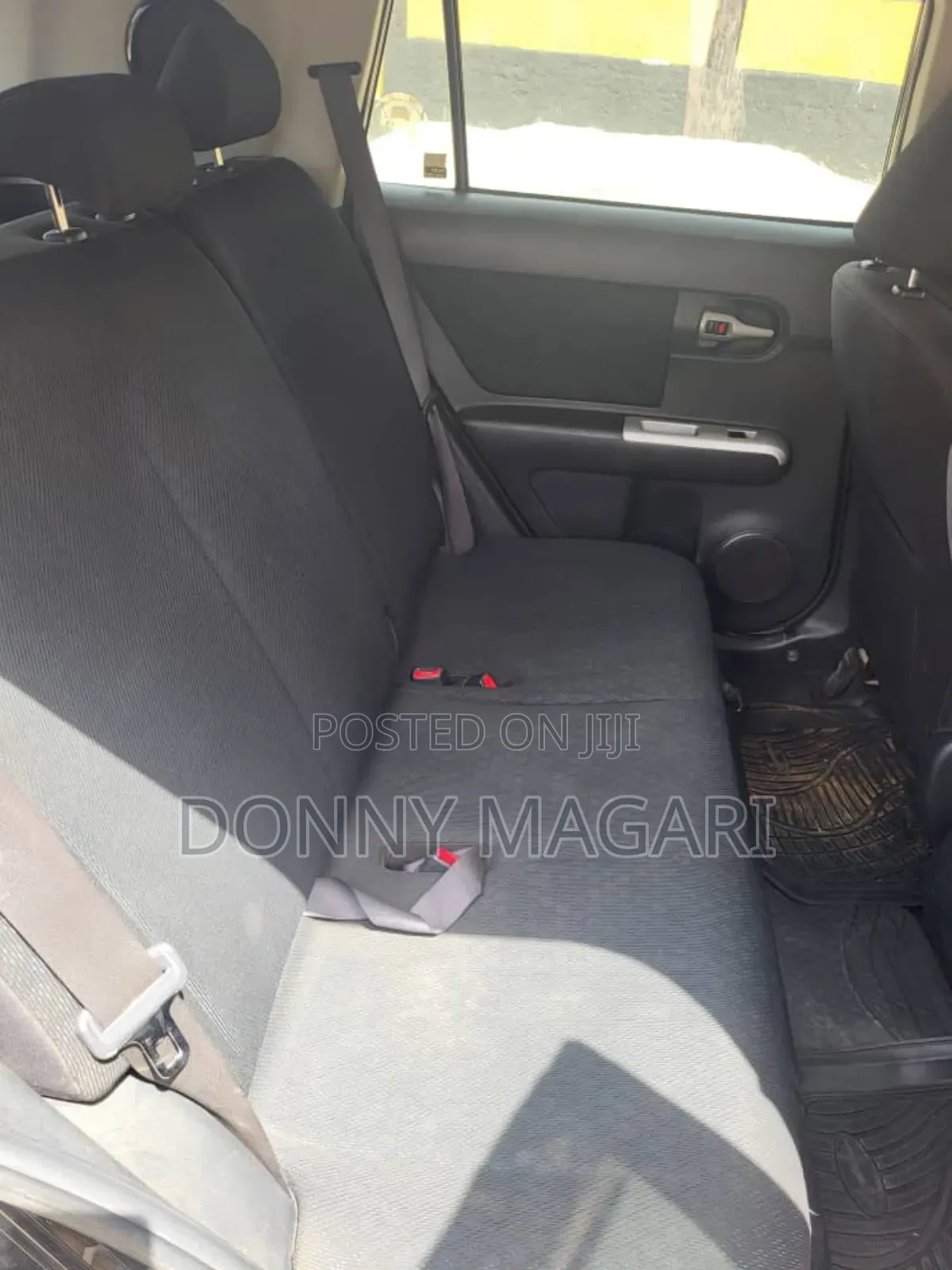 Toyota Corolla Rumion Hatchback 1.5 FWD 2009 Black
