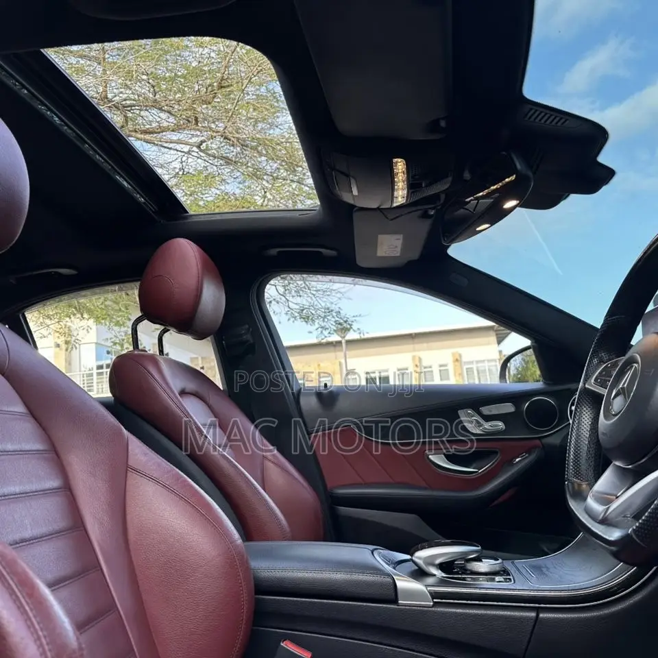 Mercedes-Benz C200 2014 Black