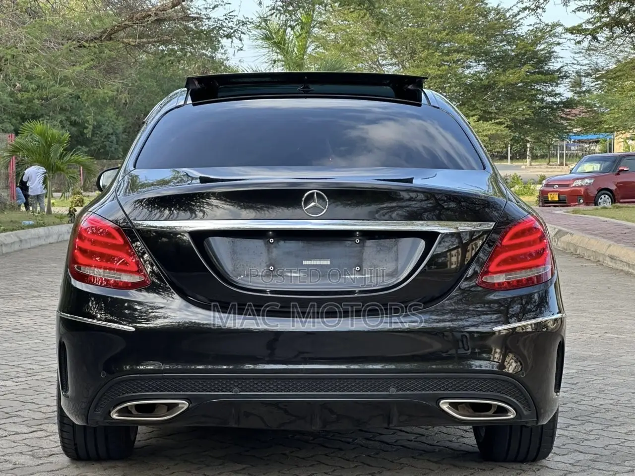 Mercedes-Benz C200 2014 Black