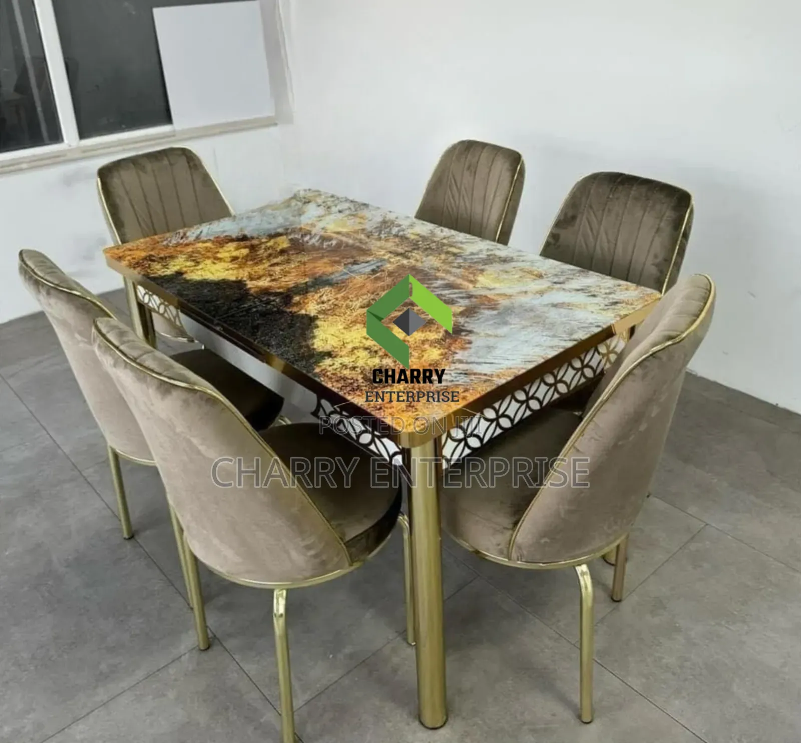 Modern Luxury Marble Dining Table/ Restaurant Table 6 Seaters