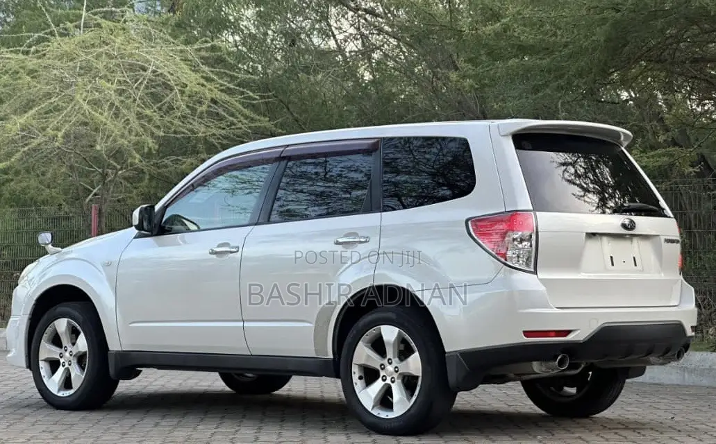Subaru Forester 2010 White