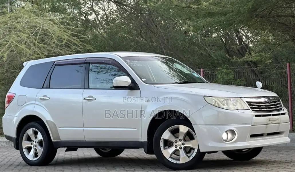 Subaru Forester 2010 White