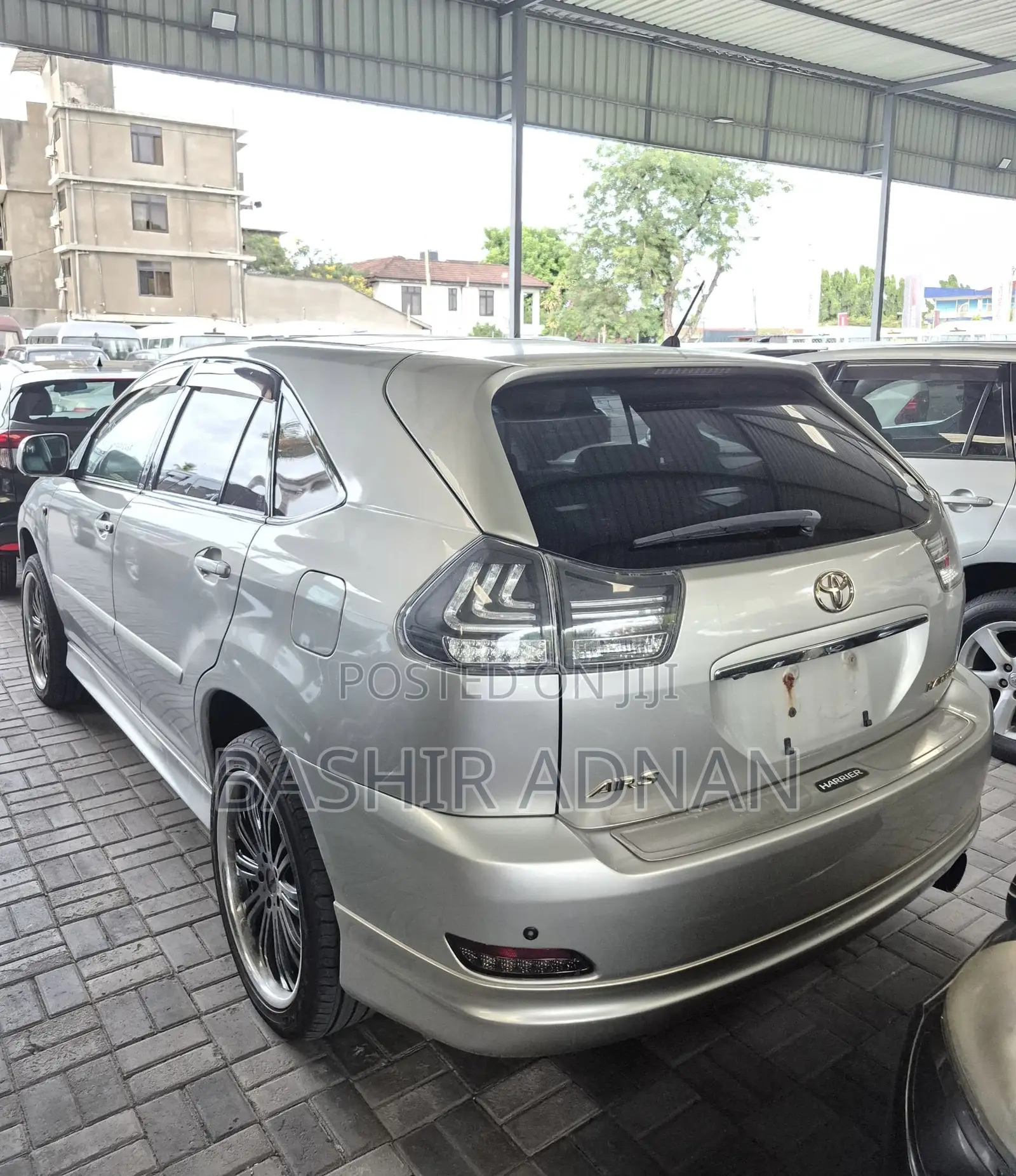 Toyota Harrier 3.0 V6 4WD 2004 Silver