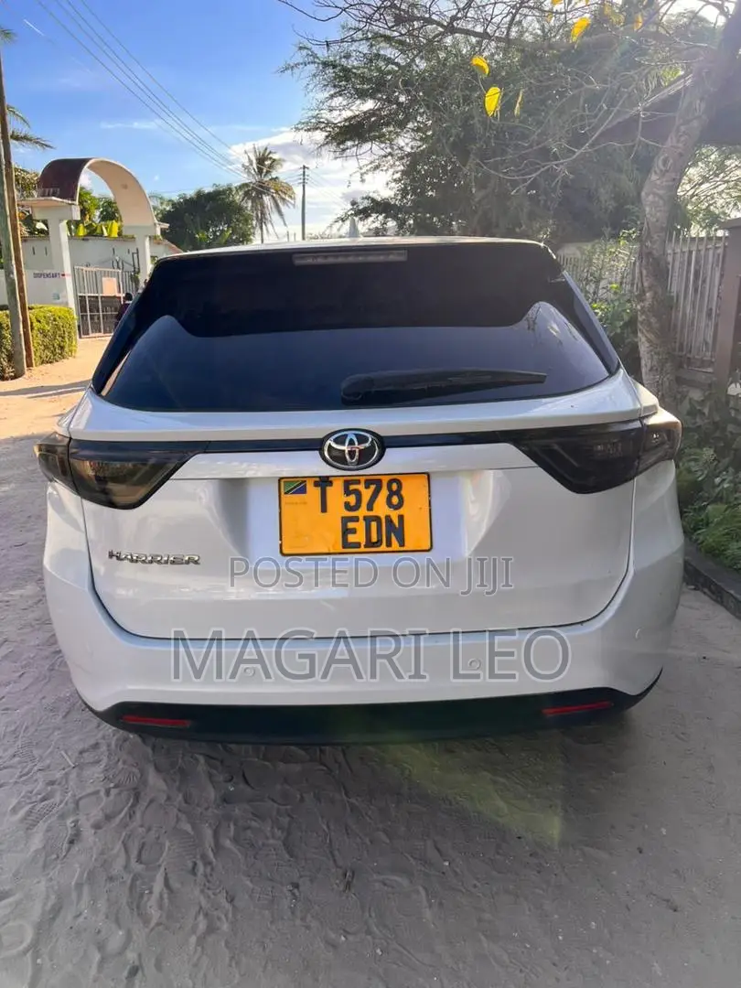 Toyota Harrier 2016 White