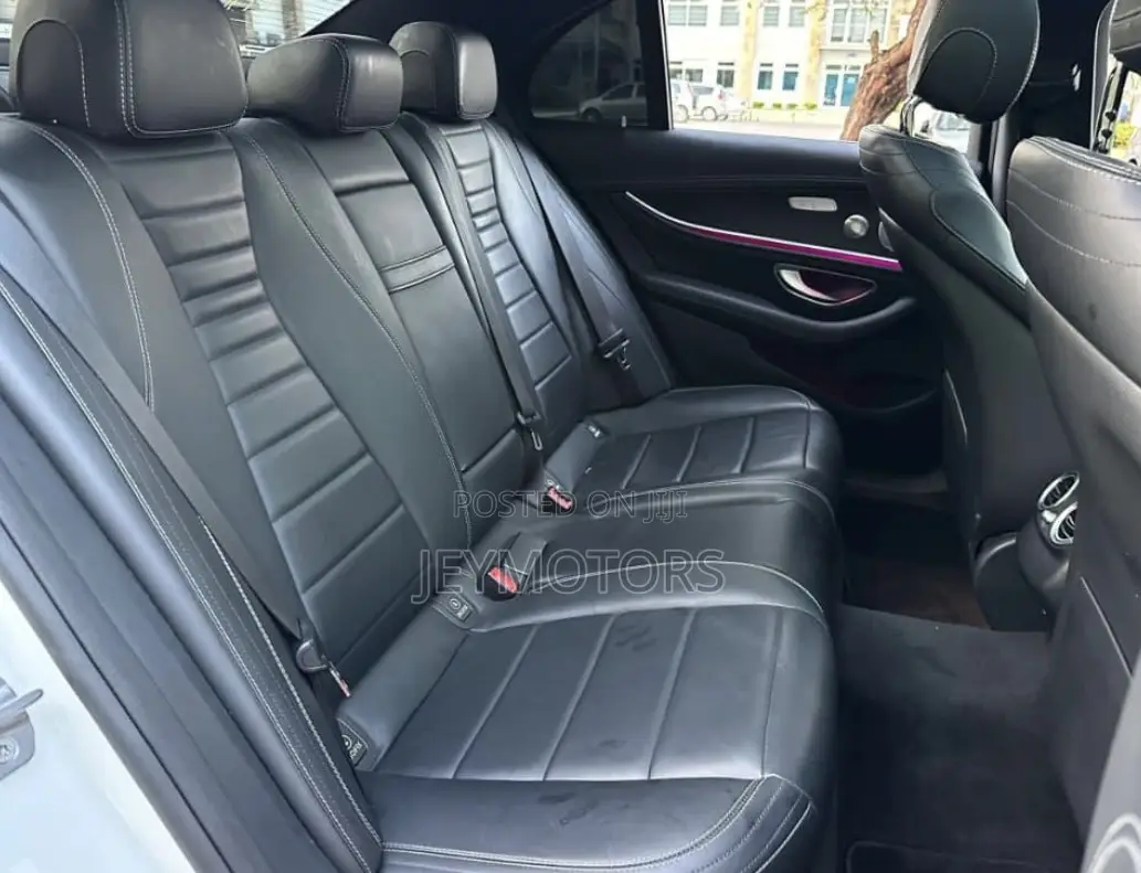 Mercedes-Benz E200 2016 Black