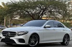Mercedes-Benz E200 2016 Black