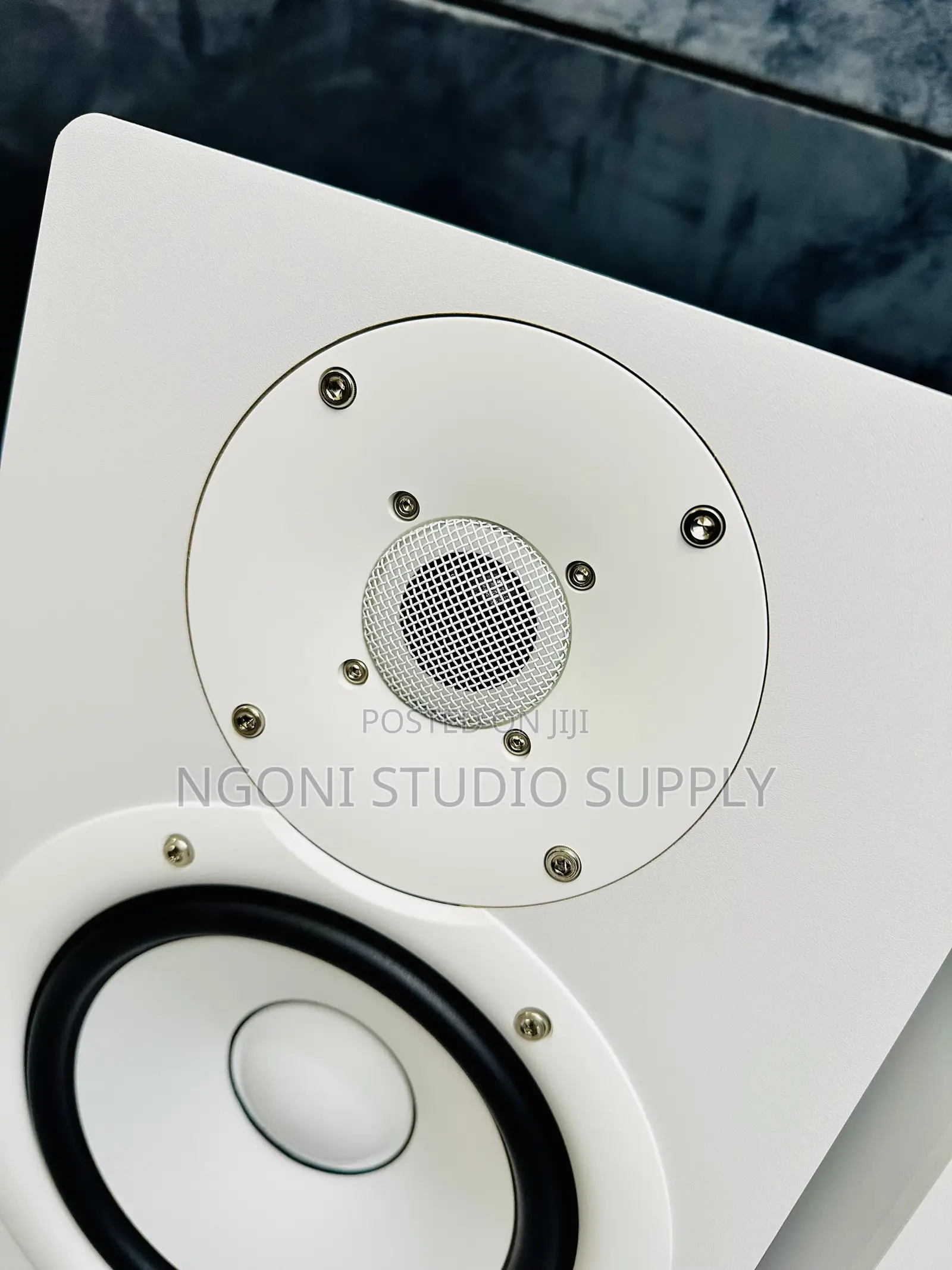 Brand New Yamaha Hs7i Powered Studio Monitor Speaker