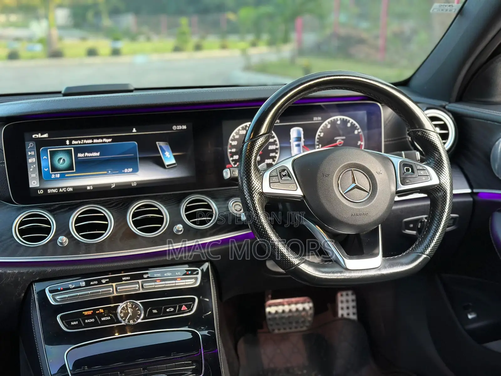 Mercedes-Benz E200 2016 Blue