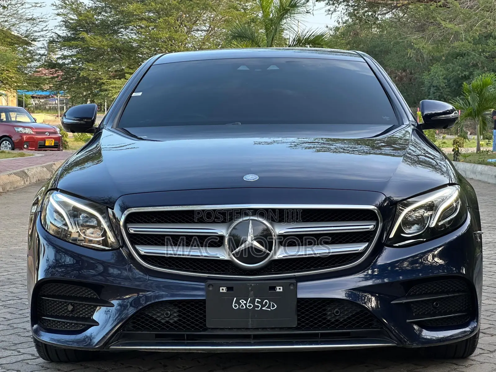 Mercedes-Benz E200 2016 Blue