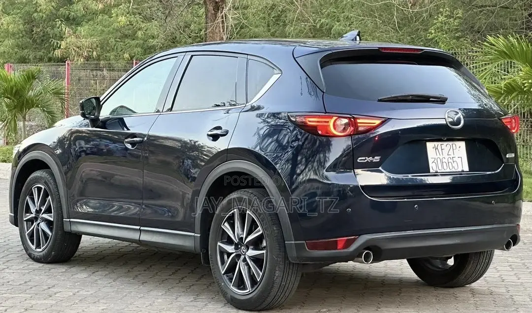 Mazda CX-5 2018 Blue