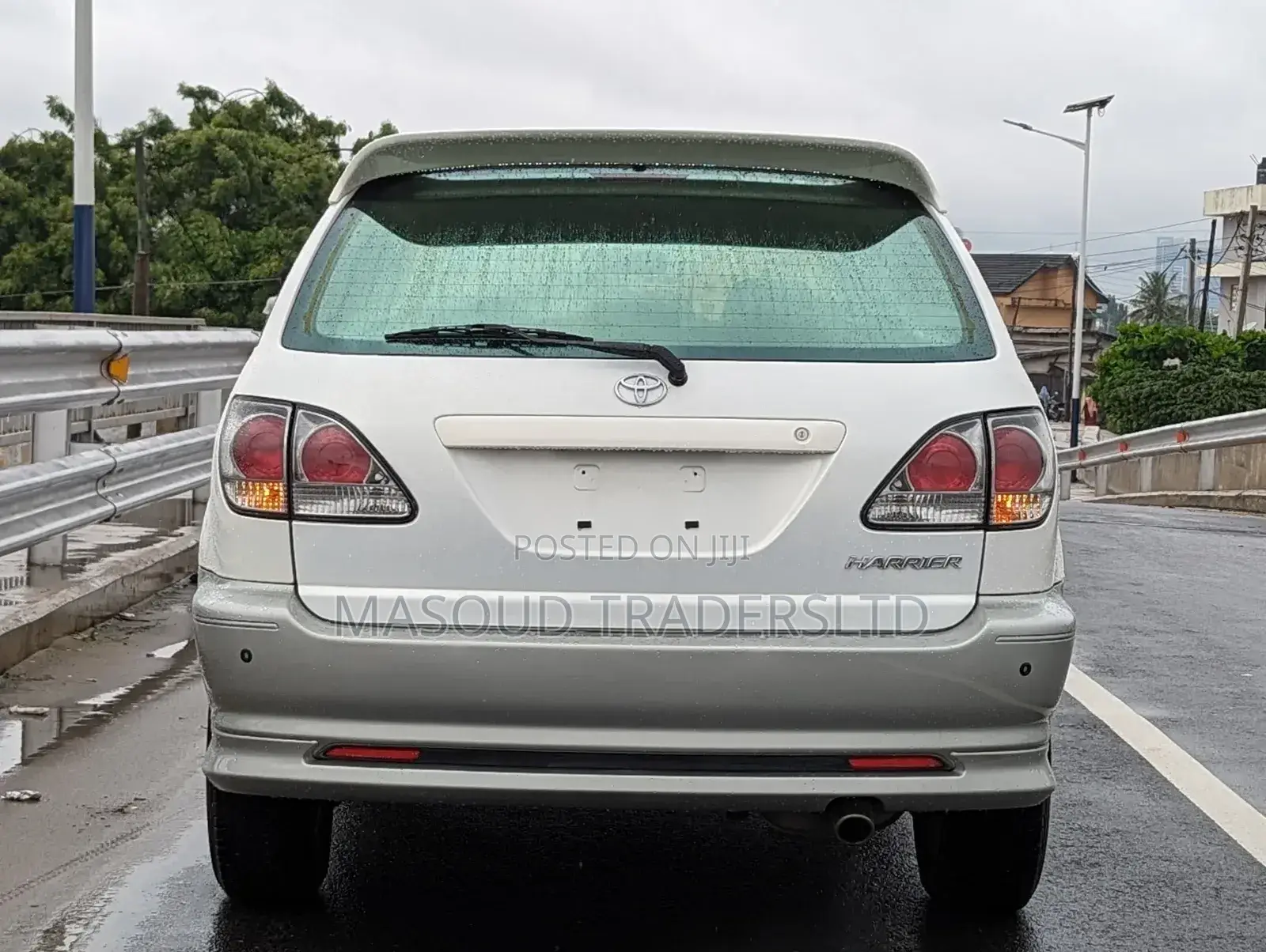 Toyota Harrier 2.2 16V 2000 White