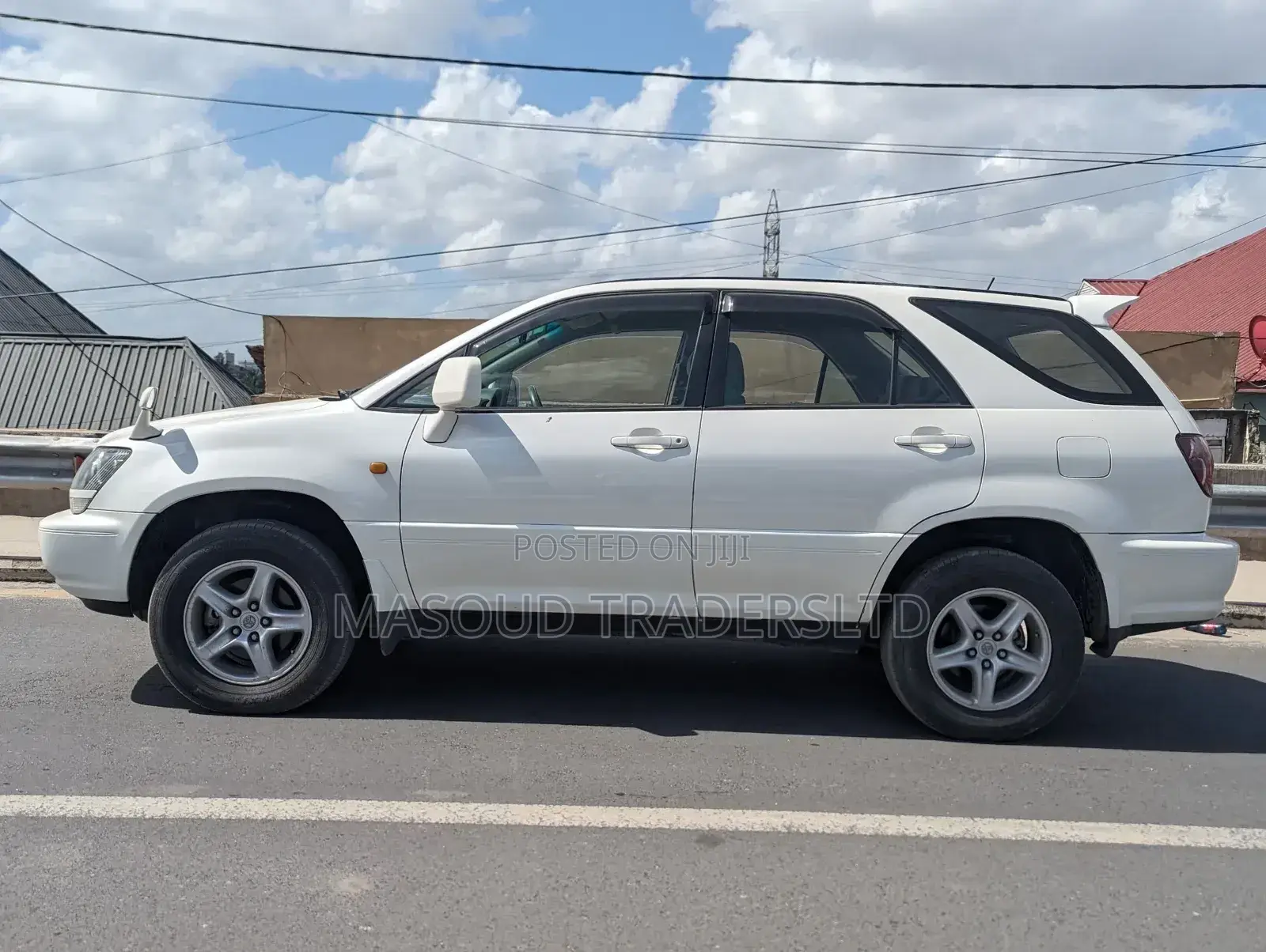Toyota Harrier 1999 White