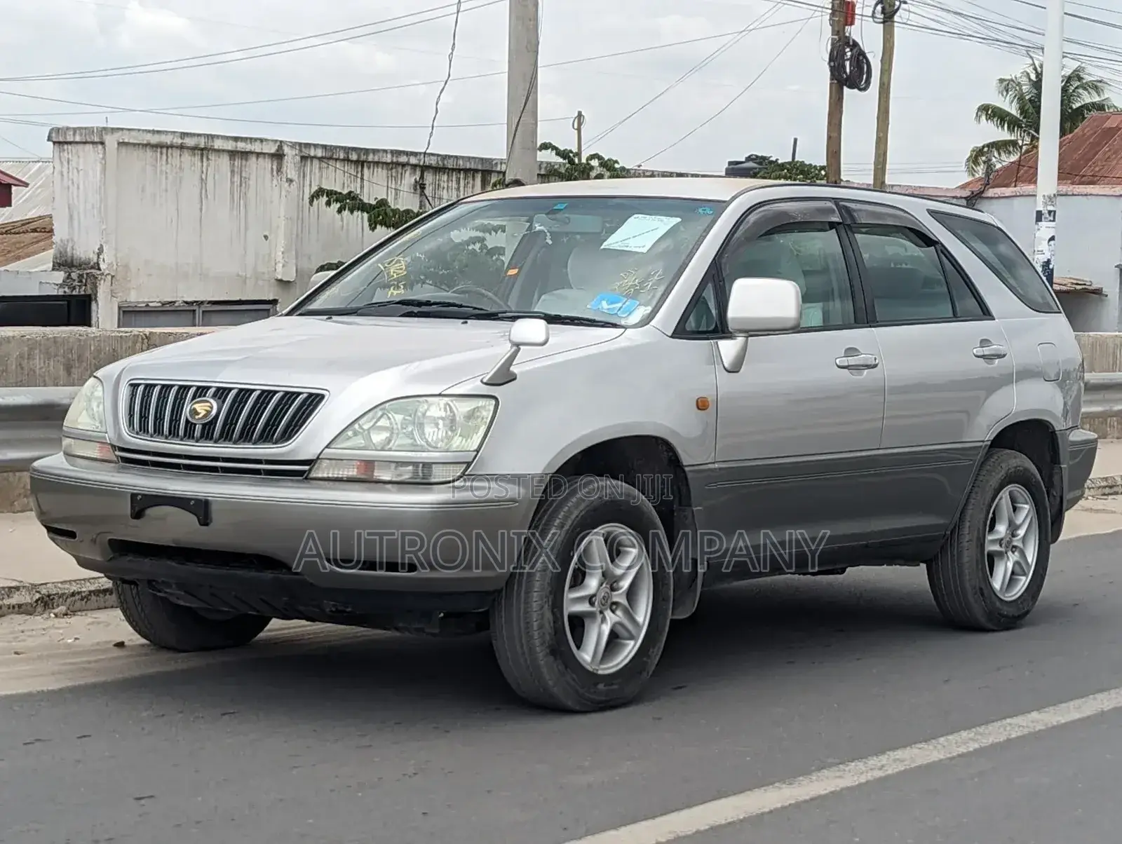 Toyota Harrier 1999 Silver