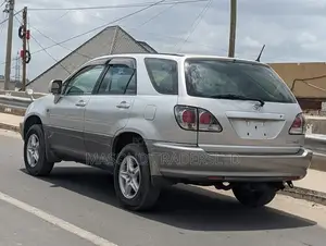 Toyota Harrier 1999 Silver