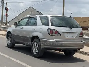 Toyota Harrier 1999 Silver