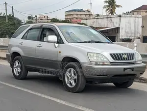 Toyota Harrier 1999 Silver