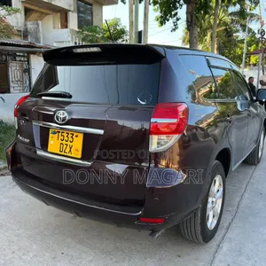 Toyota Vanguard 2011 Maroon