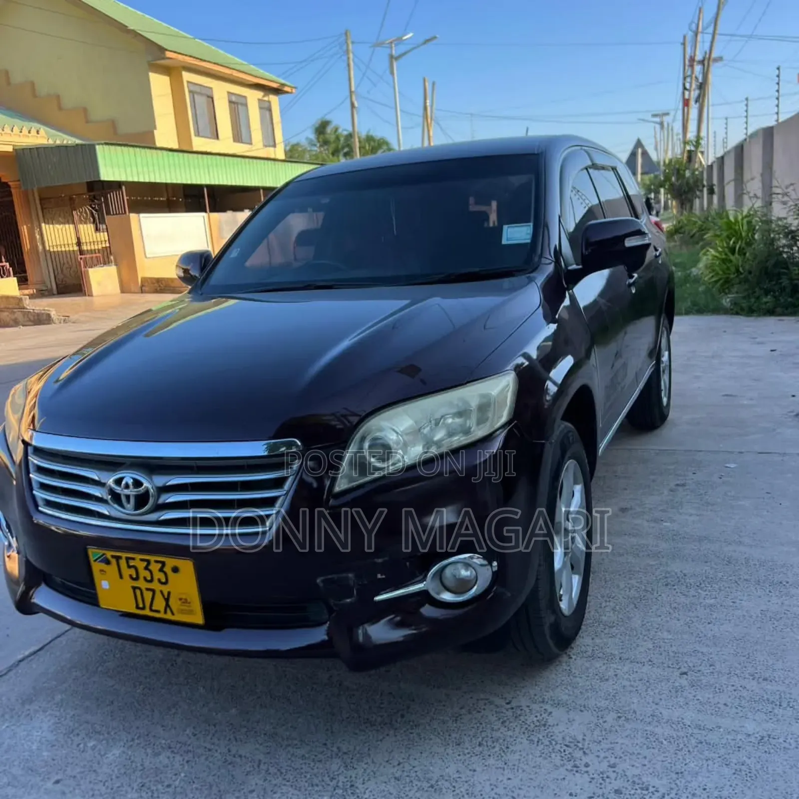 Toyota Vanguard 2011 Maroon