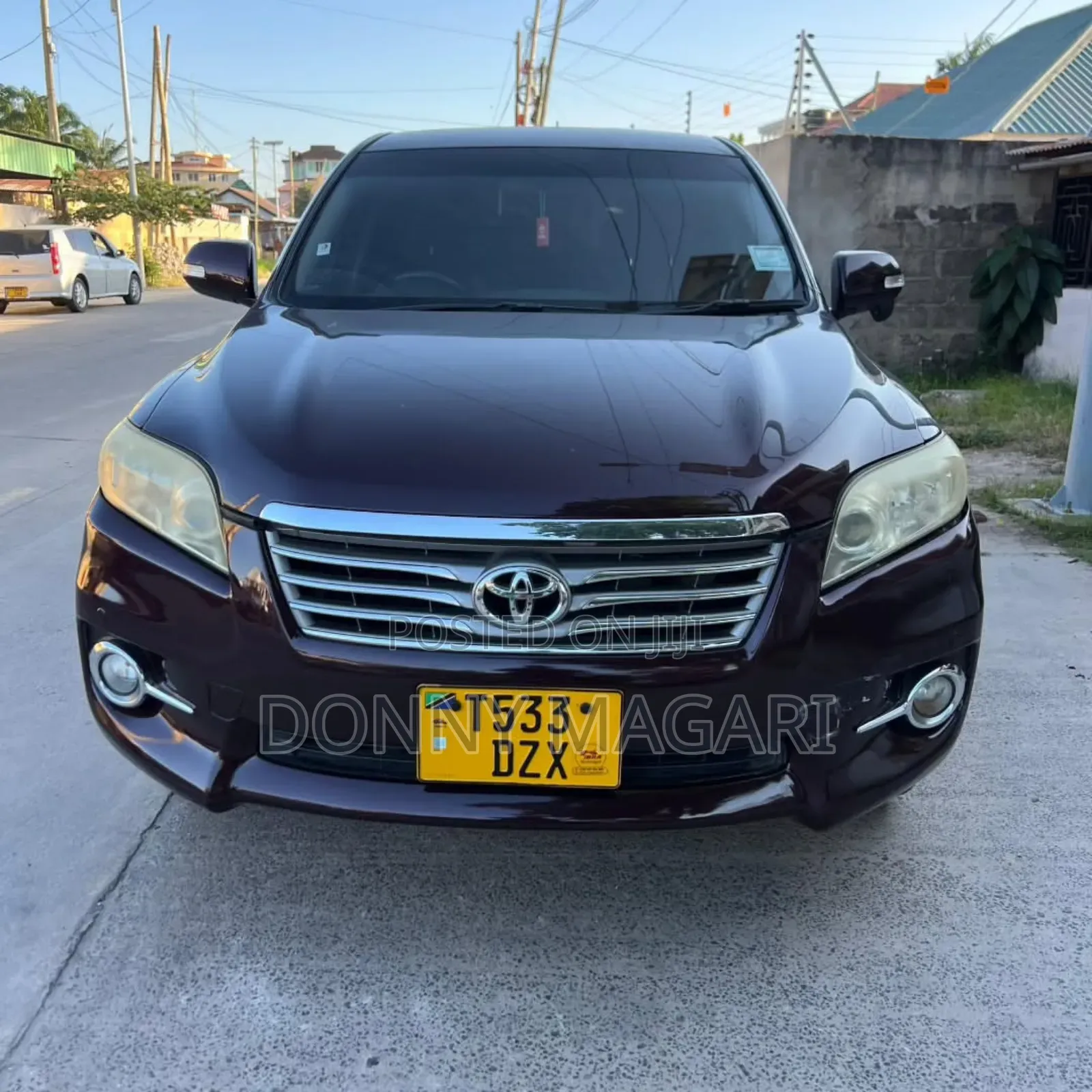 Toyota Vanguard 2011 Maroon