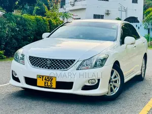 Toyota Crown 2009 White