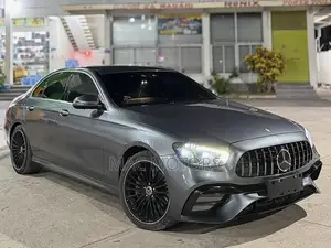 Mercedes-Benz E200 2020 Gray