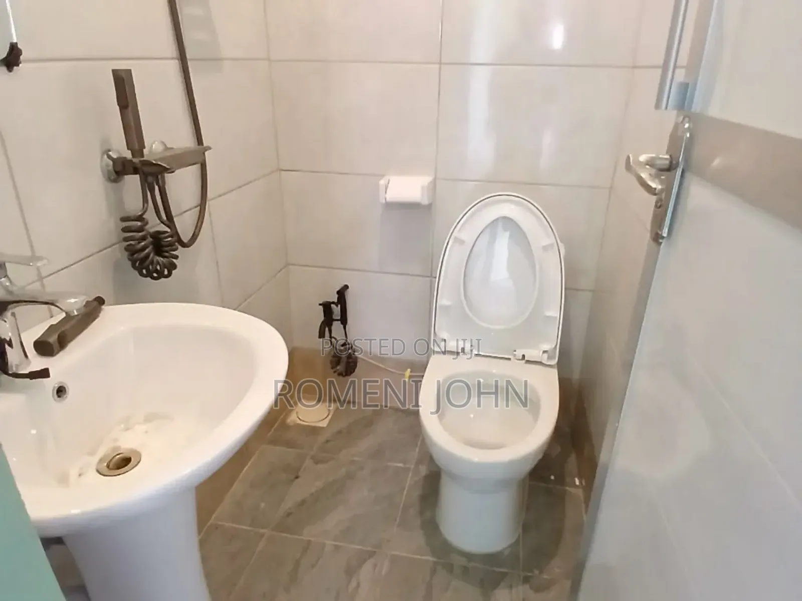 3bdrm Apartment in Tanzania Daresalaam, Ilala for rent