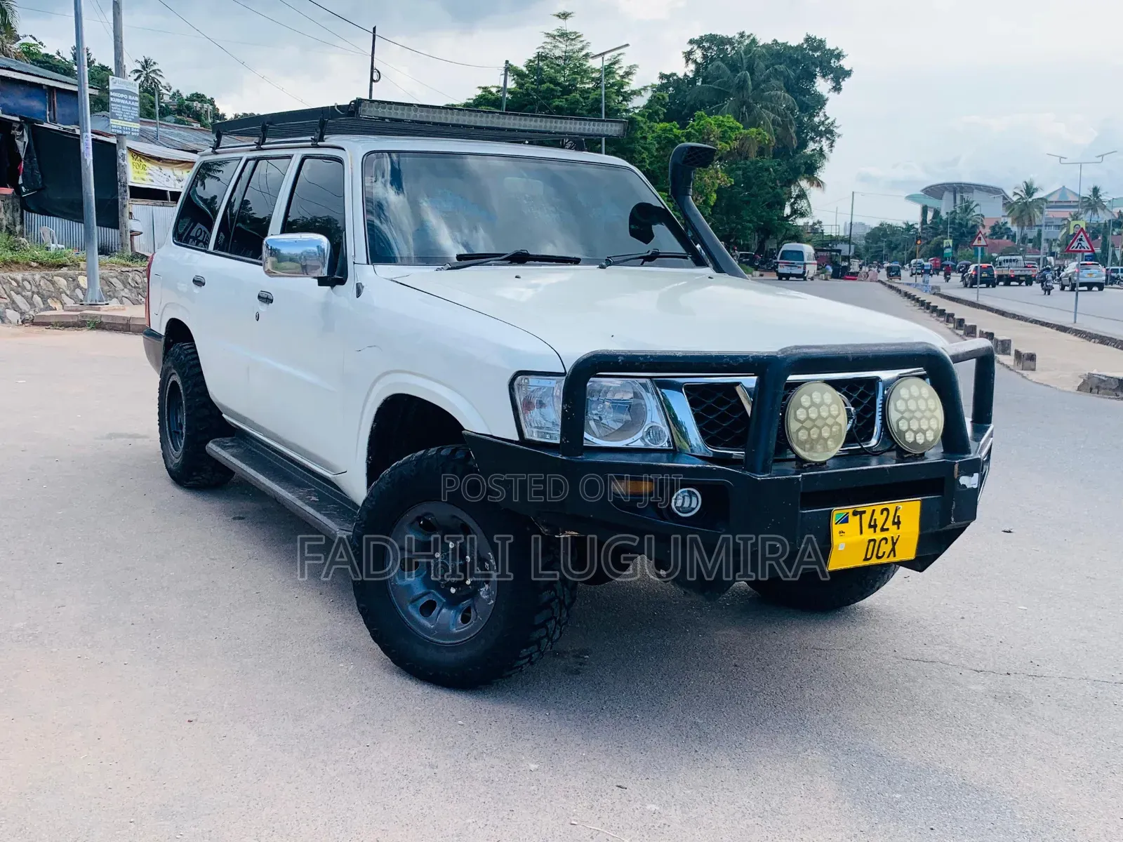 Nissan Patrol 2004 White