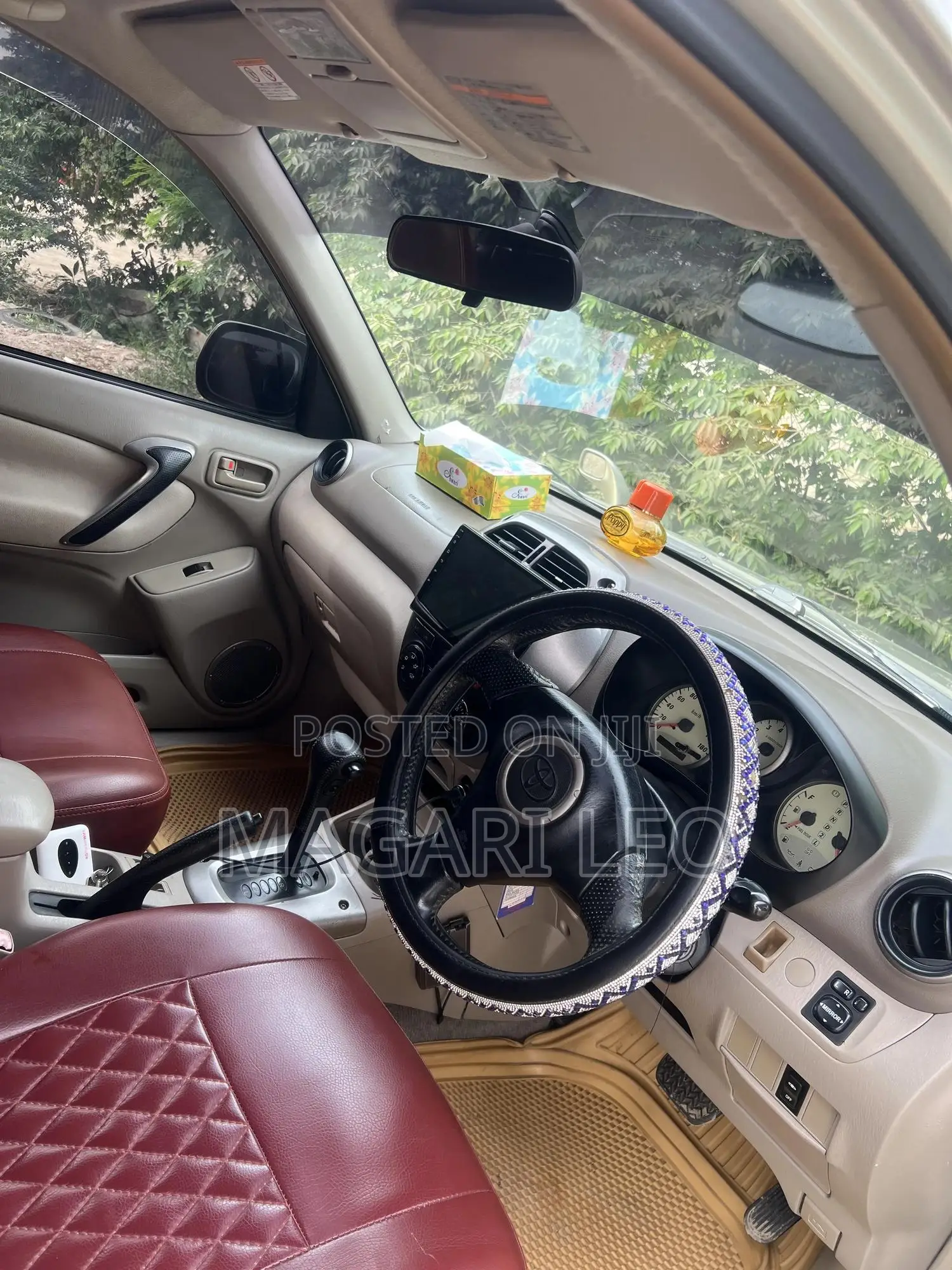 Toyota RAV4 2005 Gold