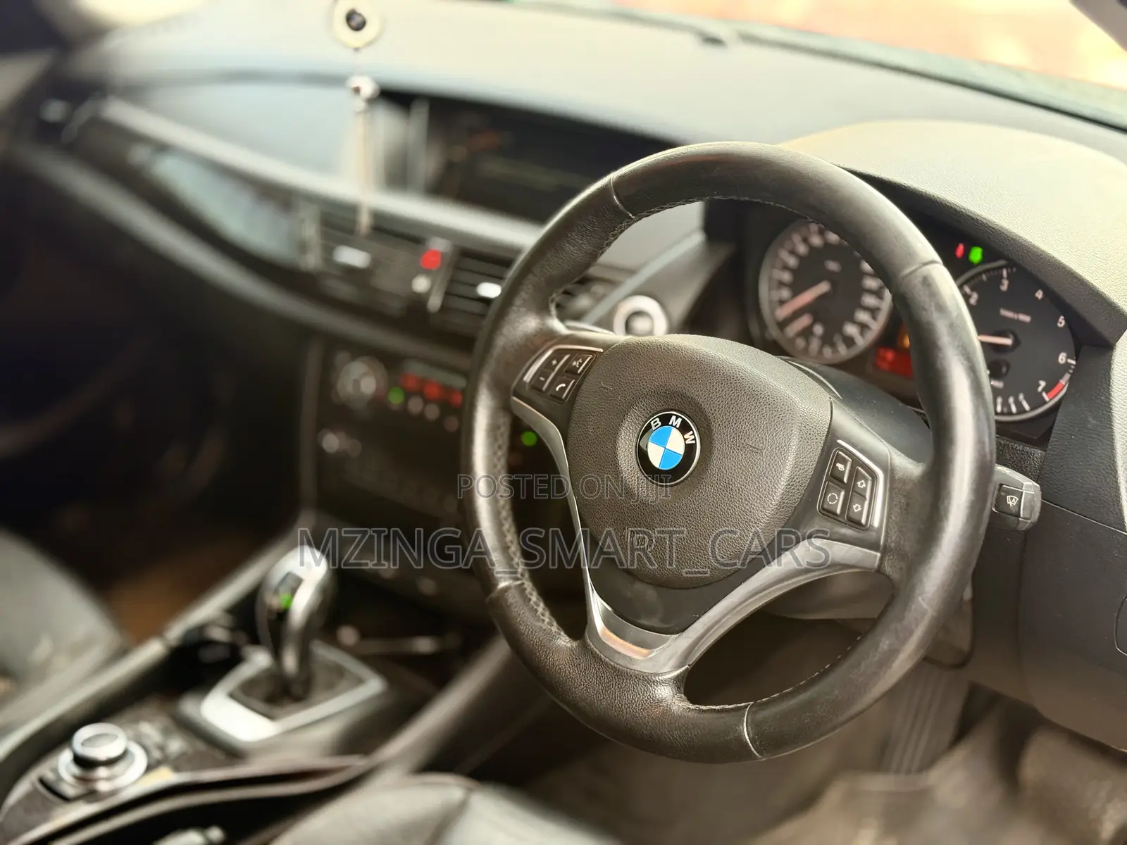 BMW X1 2013 Orange