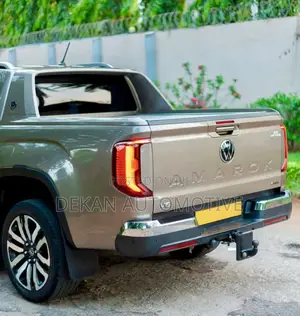 Volkswagen Amarok 2023 Gray