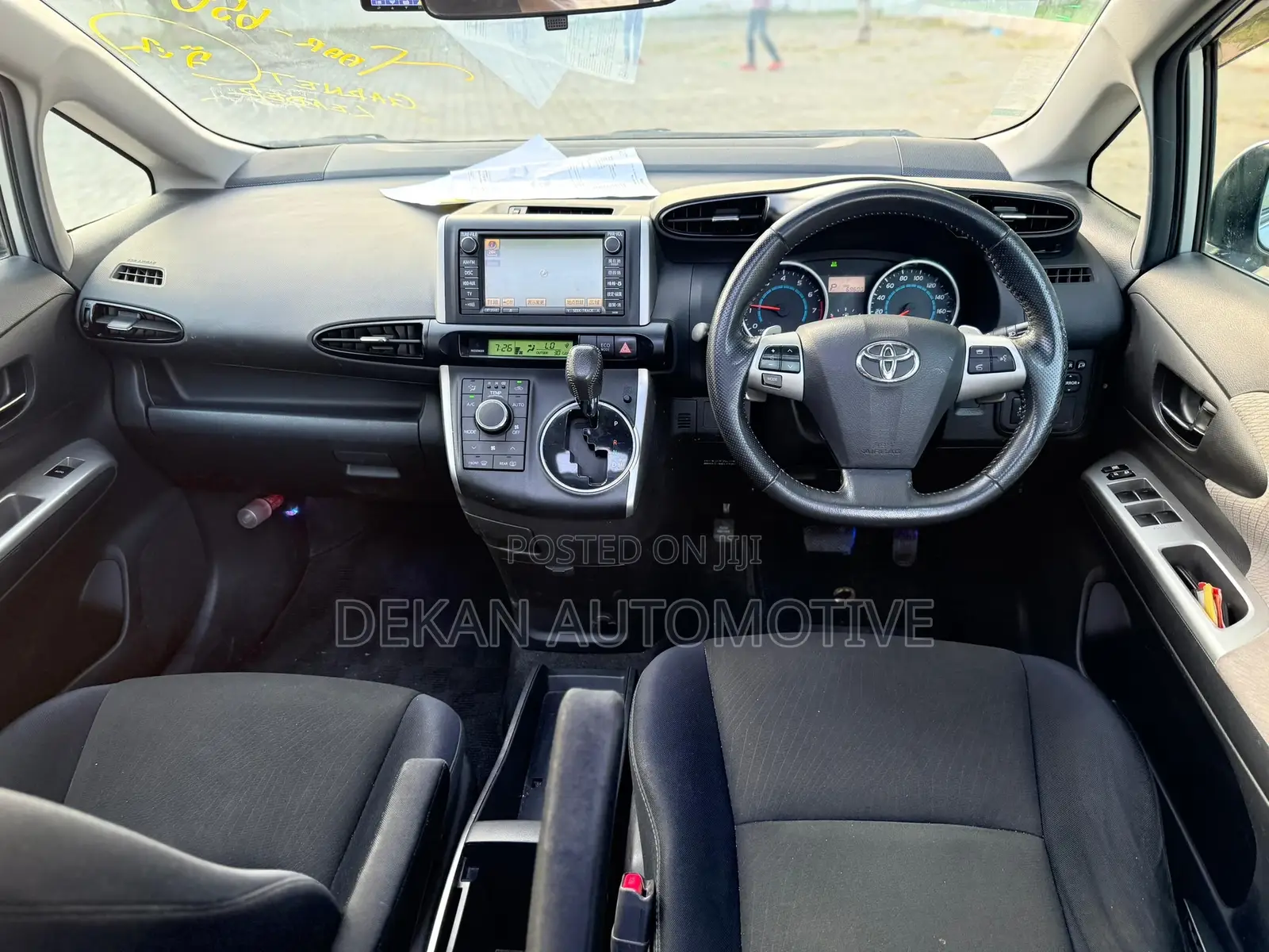Toyota Wish 2012 Silver
