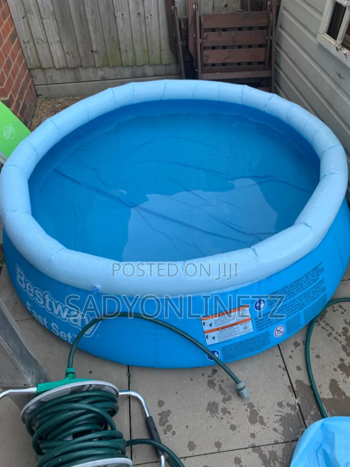 Bestway Blue Round Swimming Pool 305cm+Filter Pump