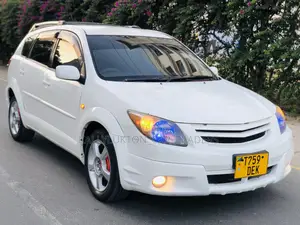 Toyota Voltz 2005 White