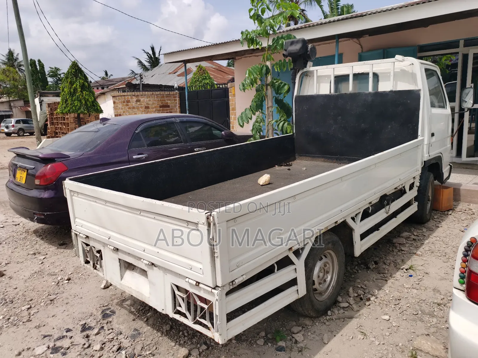 Isuzu Isuzu Elf
