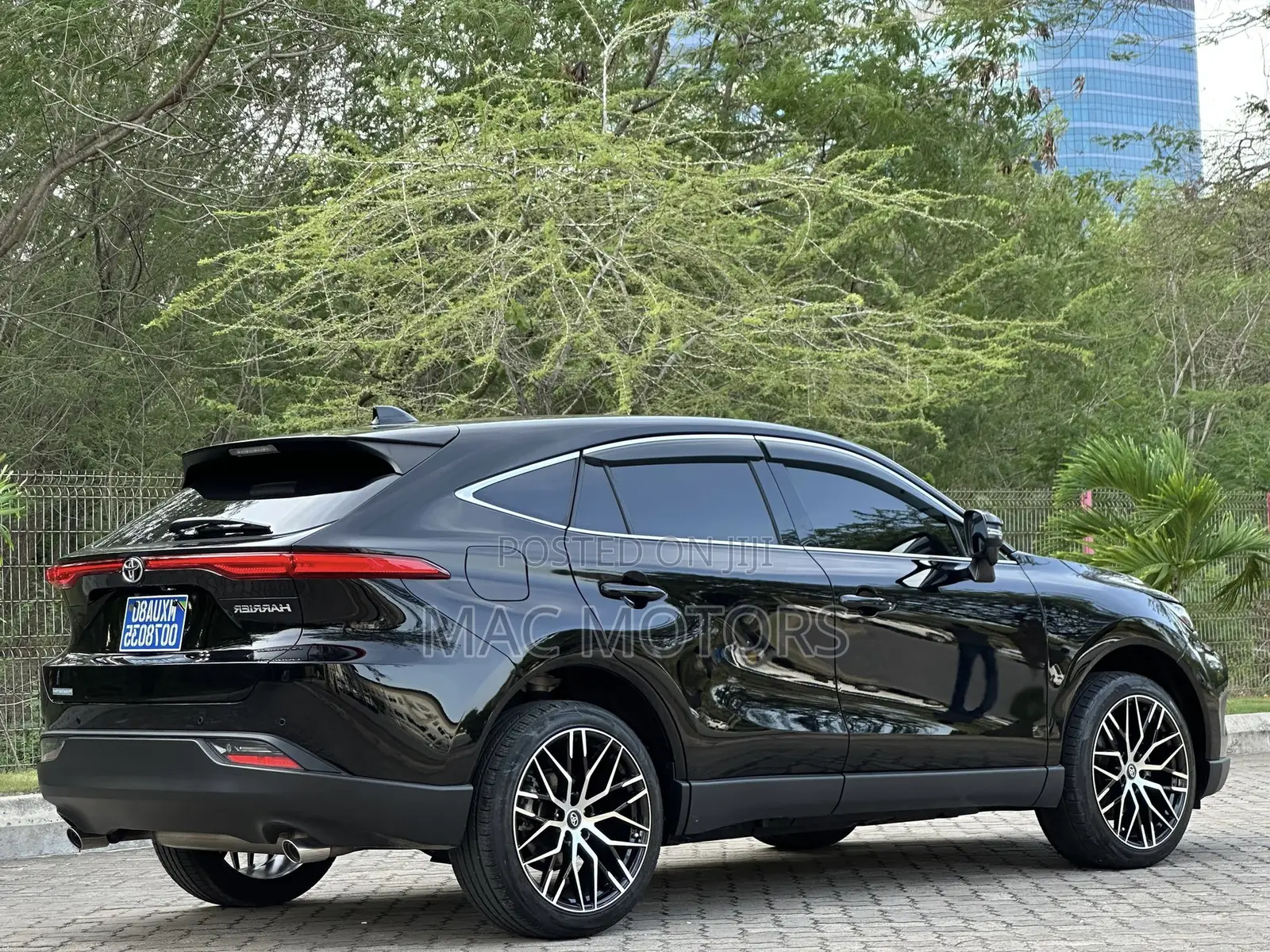 Toyota Harrier 2022 Black