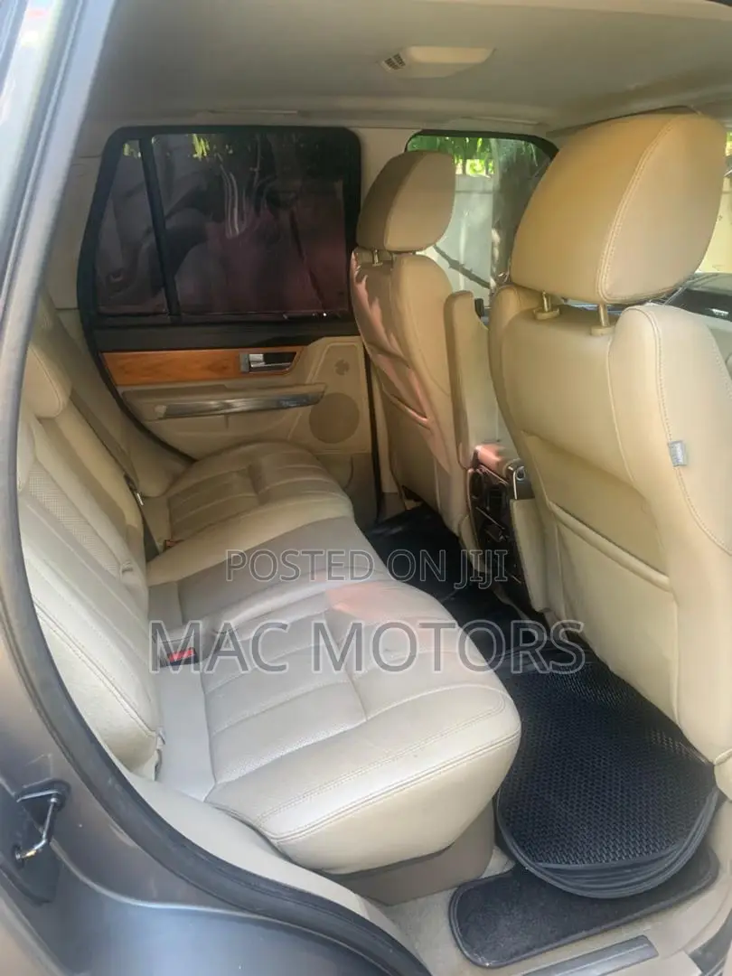Land Rover Range Rover Sport 2009 Gray
