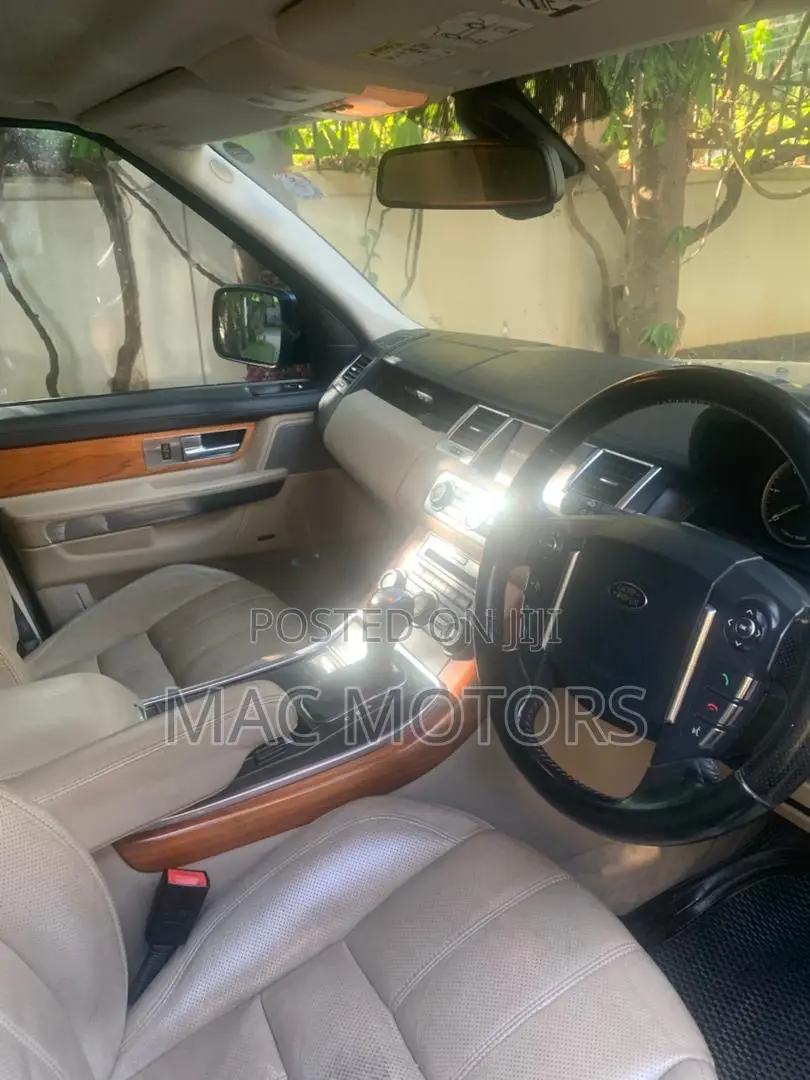 Land Rover Range Rover Sport 2009 Gray