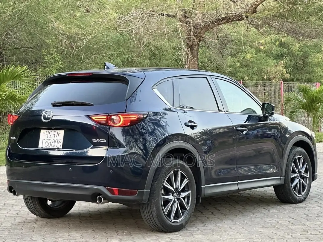 Mazda CX-5 2018 Blue