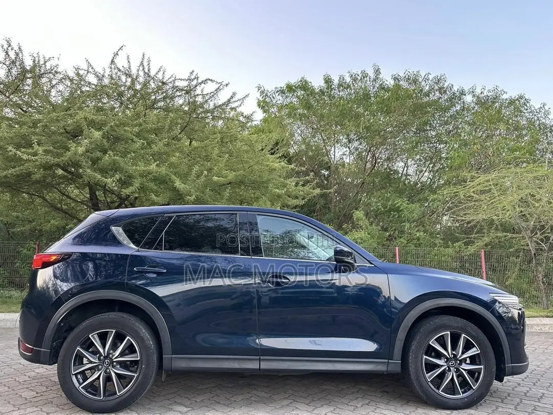 Mazda CX-5 2018 Blue