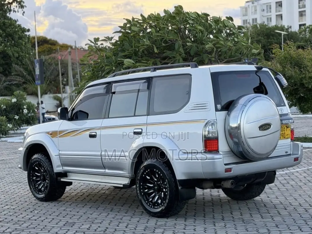Toyota Land Cruiser Prado 3.0 D-4D 5dr 2000 Pearl