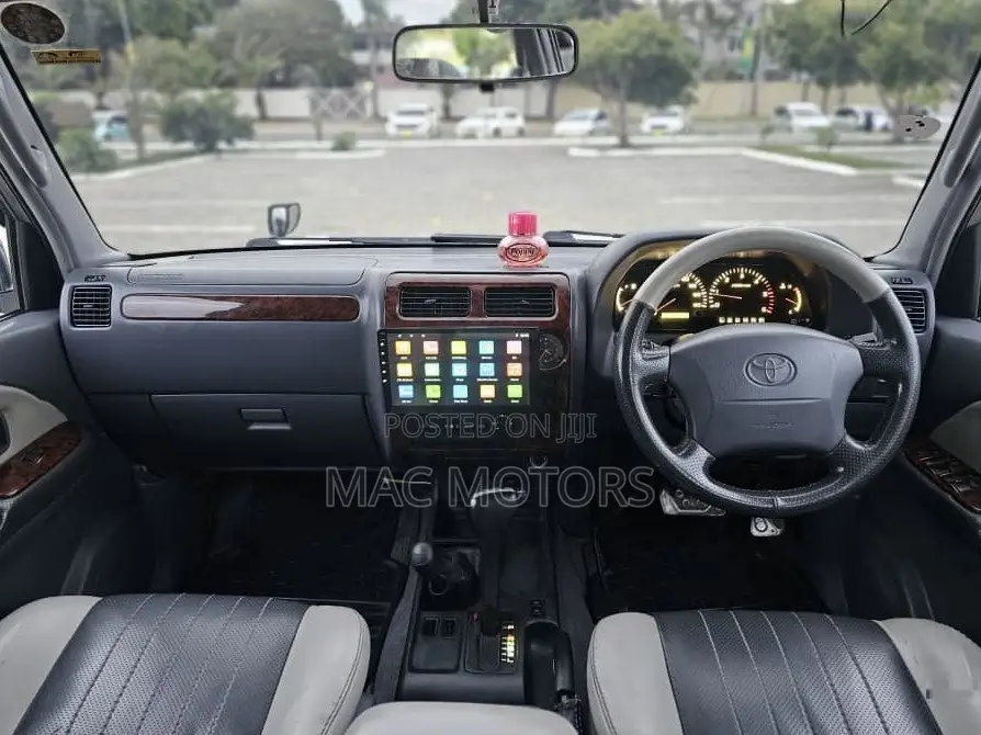 Toyota Land Cruiser Prado 3.0 D-4D 5dr 2000 Pearl
