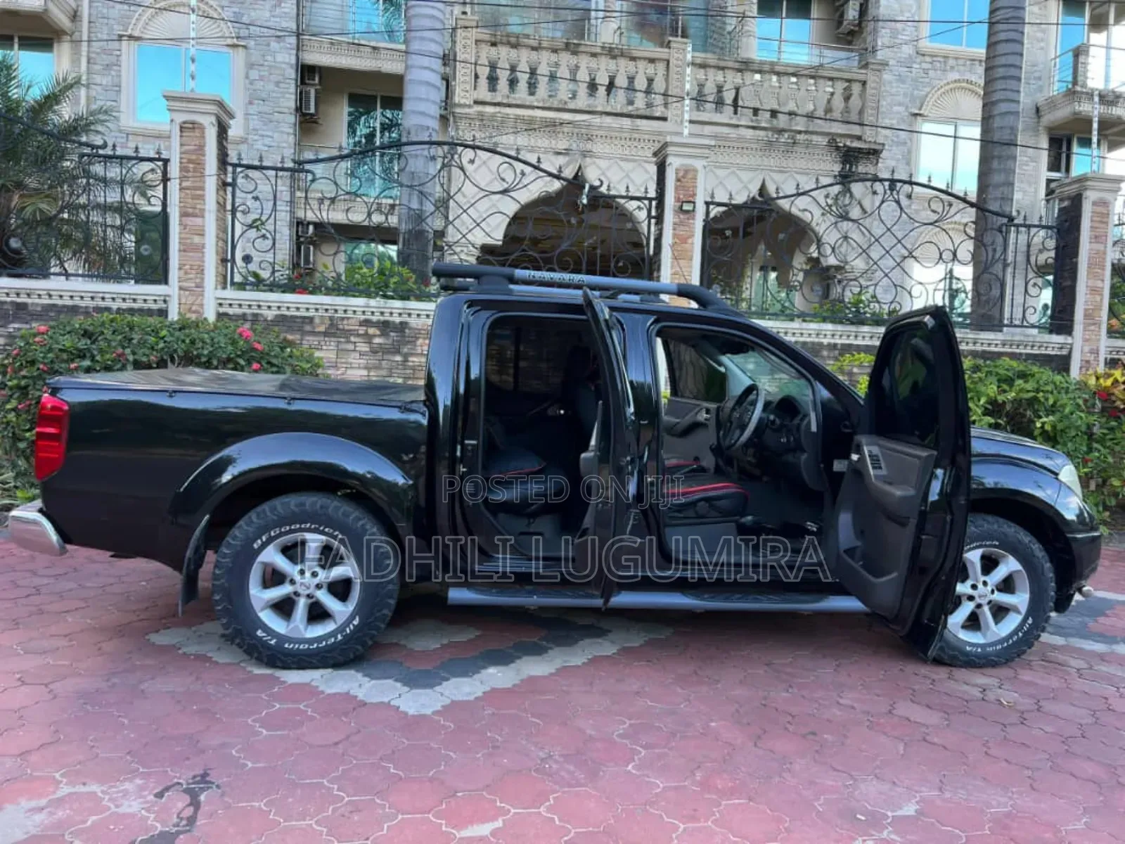 Nissan Navara 2007 Black