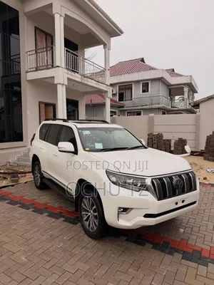 Toyota Land Cruiser Prado 2018 White